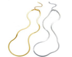 18k Gold Serpent Pendant Necklace