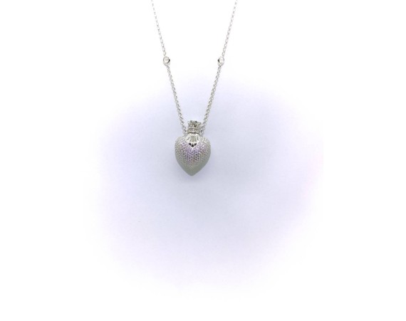 SILVER HEART NECKLACE