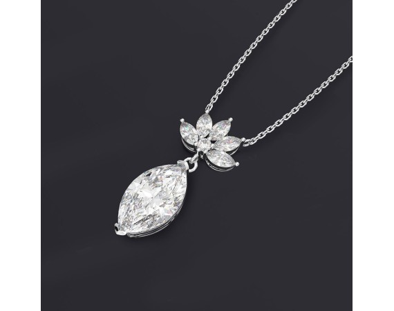 HORSE EYE ZIRCONIA ICE FLOWER CUT NECKLACE