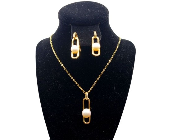 Chain Item Pearl Stud Earring Necklace Set