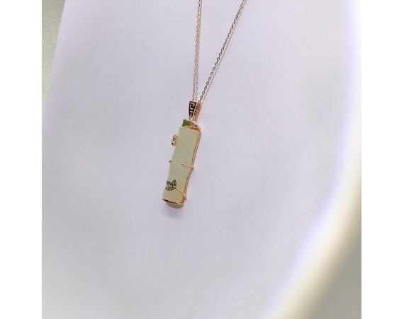 HETIAN JADE ROSE GOLD NECKLACE